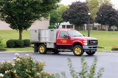 Retail_Facility_Meticulous care_resize_523X785_crop_500X600_106_1.jpg